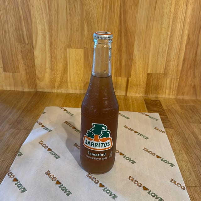 Jarritos (Tamarind).