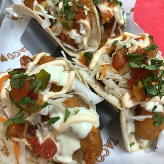 (3) Fried Shrimp (Camarones)