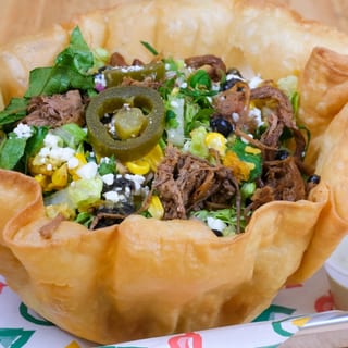 Chicken Barbacoa Tostada Bowl (Barbacoa de Pollo)